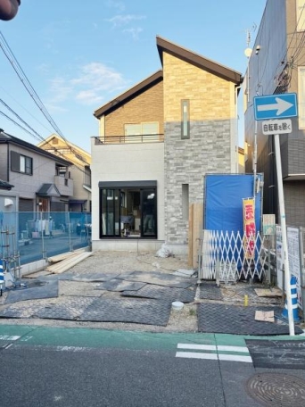 岸和田市南上町1丁目　新築戸建